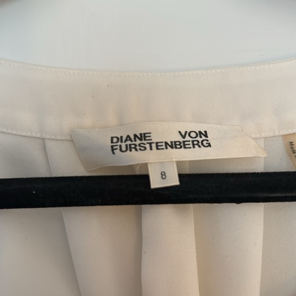 Diane Von Furstenberg blouse - Picture 2 of 3